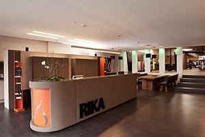 rikashowroom1